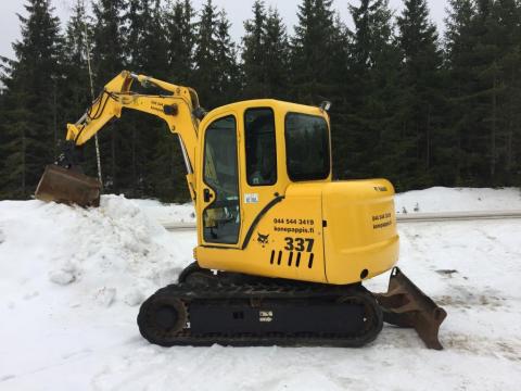 KonePappis - 5 tn. Bobcat- kumitelakaivuri.